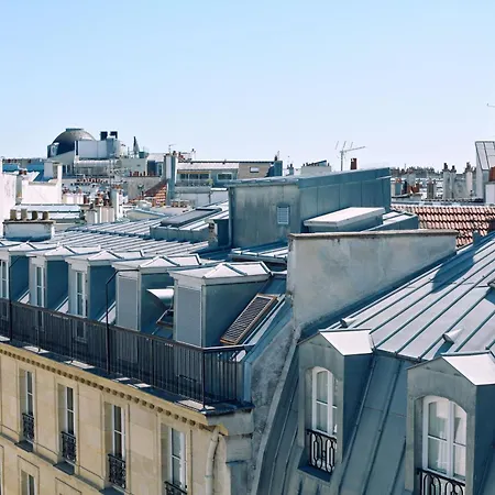Lucien Hotel