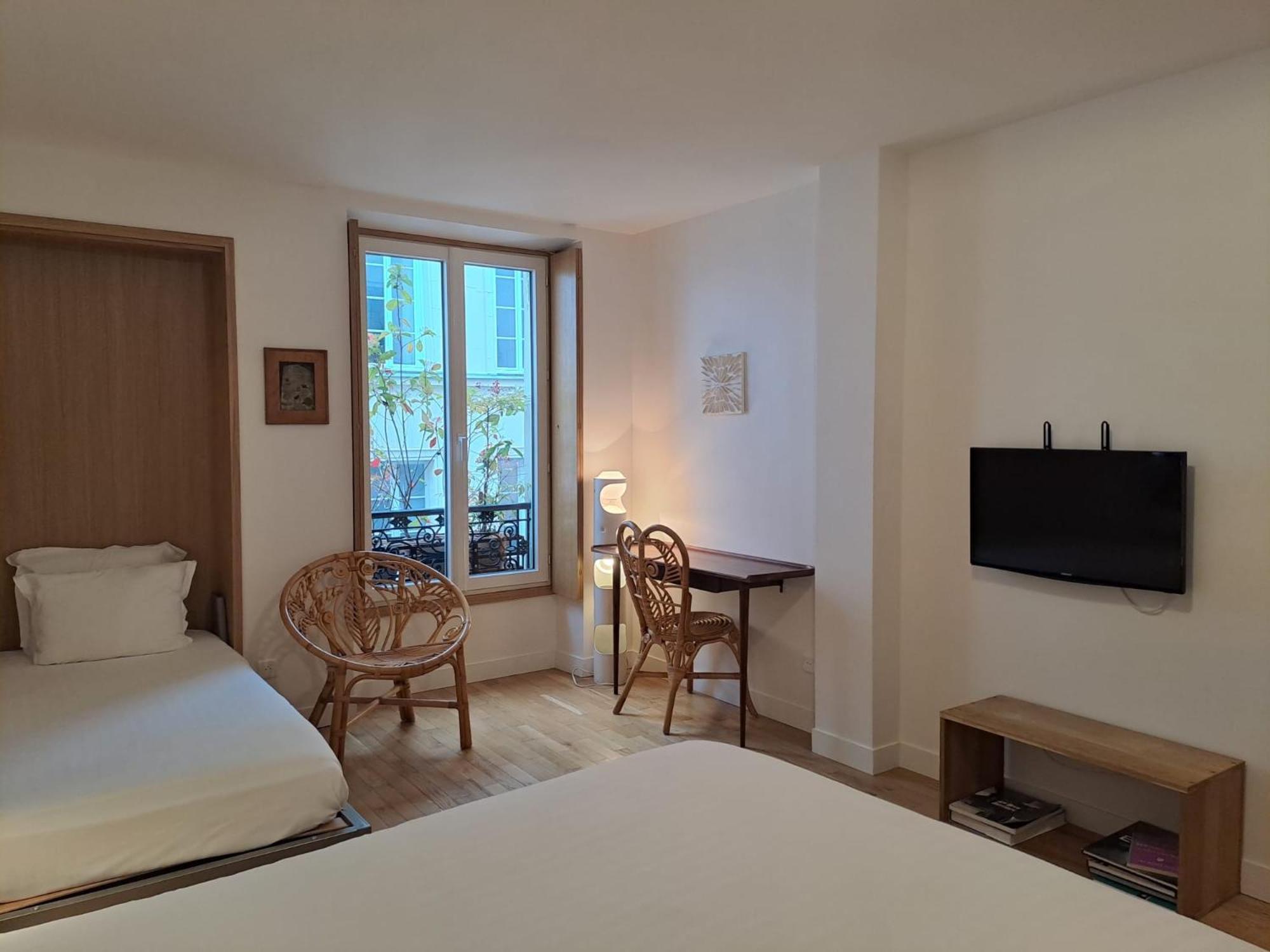 Lucien Hotel
