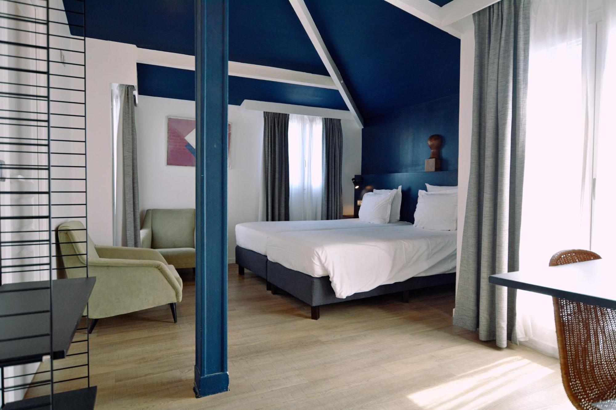 Lucien Hotel 2*
